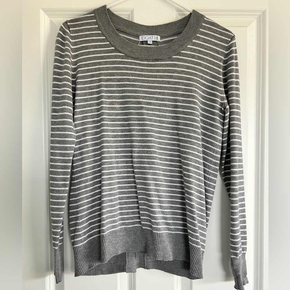 Eight18 Sweater, Size Small